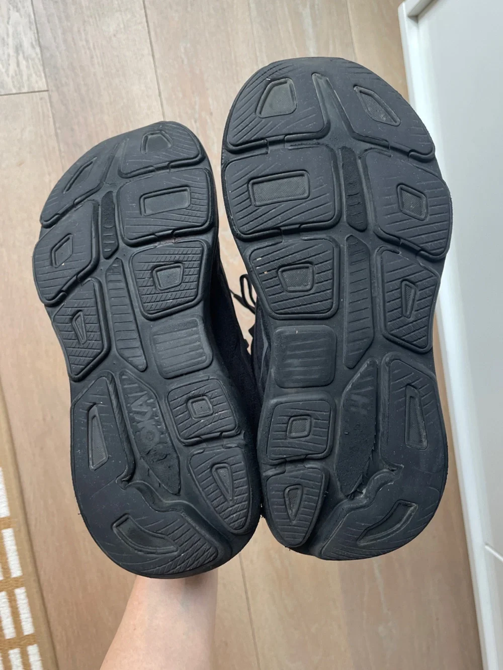 Hoka One One Men’s Bondi 9 Wide